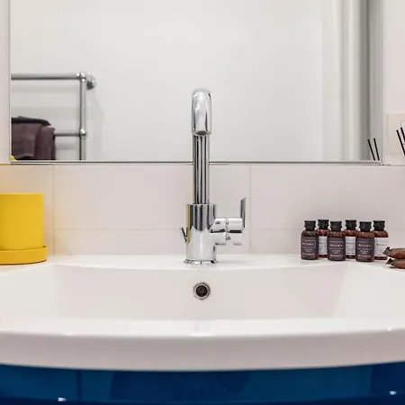 Casa Dei Visionari - Mare * Bari